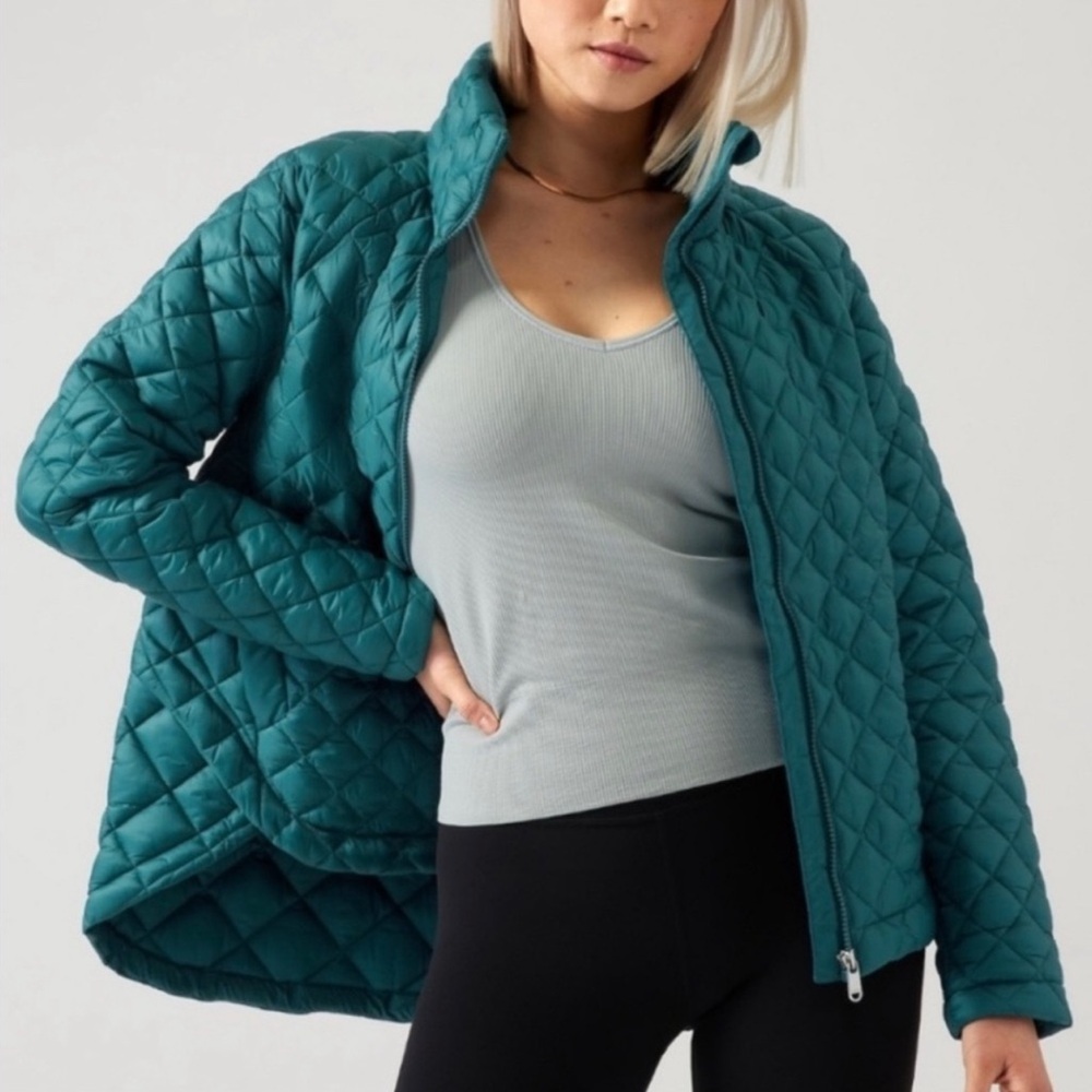 Athleta Whisper Featherless Outdoor Jacket Size L